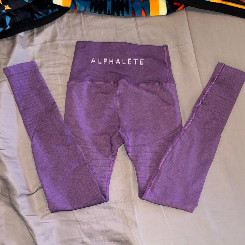 Alphalete OG Revival legging purple